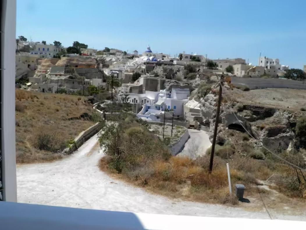 Santorini Traditional Suites Vóthon Eksteriør billede