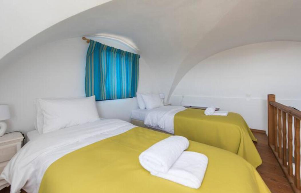 Santorini Traditional Suites Vóthon Eksteriør billede