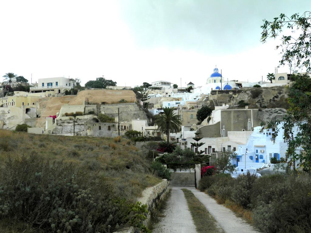 Santorini Traditional Suites Vóthon Eksteriør billede
