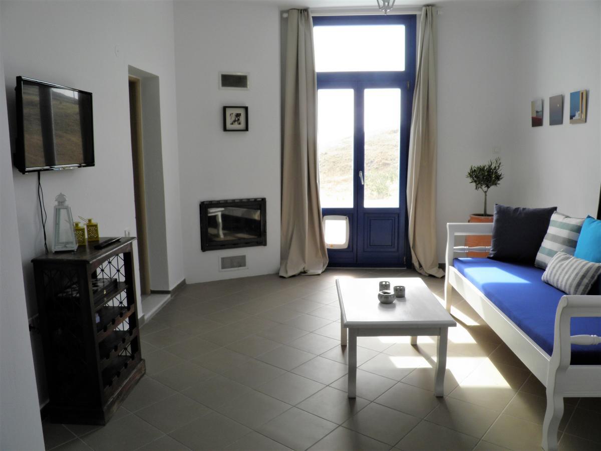 Santorini Traditional Suites Vóthon Eksteriør billede